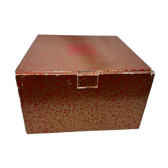 Royal Limited Holly Holiday 3-Piece Place Settings-Service for 4 in Orig Box! - Picture 6 of 8